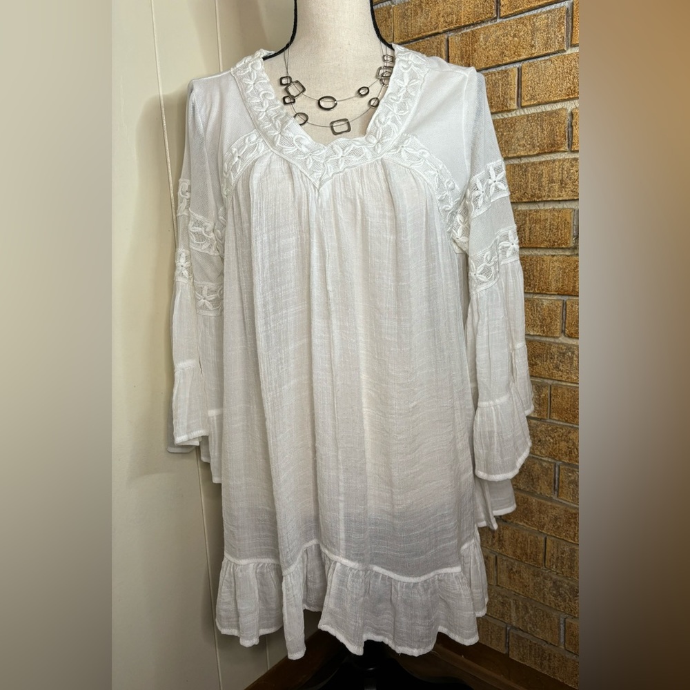 White Indigo Soul Boho Top with Bell Sleeves, Size L